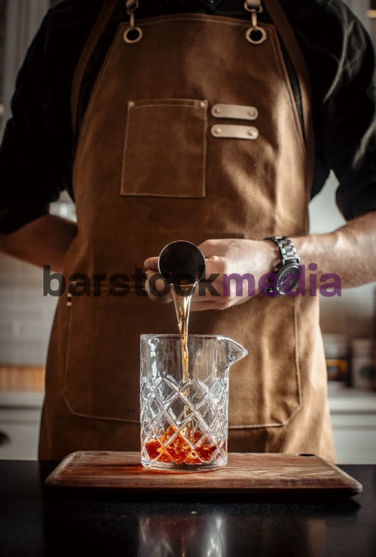 Jigger Pour into Mixing Glass II