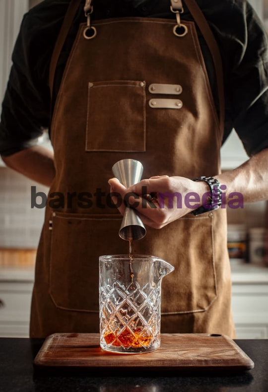 Jigger Pour into Mixing Glass